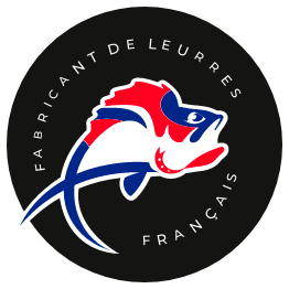 Charger la vidéo : Plongez au cœur de l’usine Delalande pour découvrir les étapes de fabrication de leurs leurres souples BIO.Du choix des matériaux à la mise en forme, la vidéo révèle le savoir-faire français de la marque, la précision des machines et l’engagement écologique de la production.Un reportage immersif pour comprendre comment naissent des leurres performants, conçus pour accompagner les pêcheurs sur toutes les eaux.